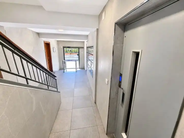 Piso con ascensor en venta en Fozaneldi - Tenderina - Ventanielles, imagen 34