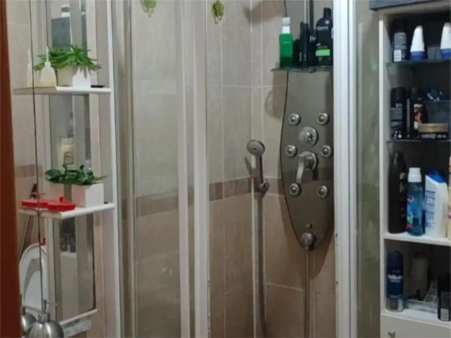 Baño de Piso en venta en Parla con Aire acondicionado