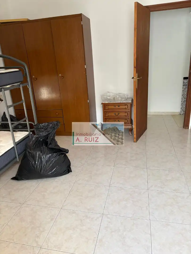 Dormitori de Casa adosada en venda en Almedinilla amb Terrassa