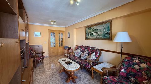 Piso de esquina, 3 dormitorios, reformado con vistas al mar en 2º línea playa Levante, imatge 3