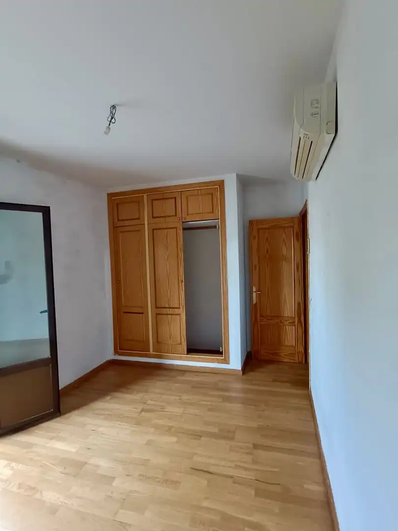 Bedroom of Flat for sale in Hormigos