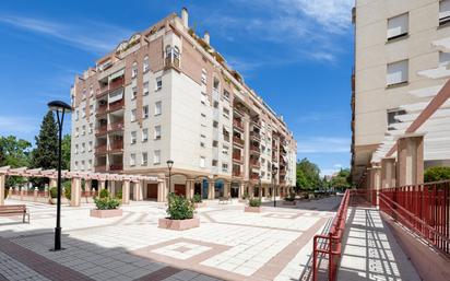 Exterior view of Flat for sale in  Granada Capital  with Heating and Terrace