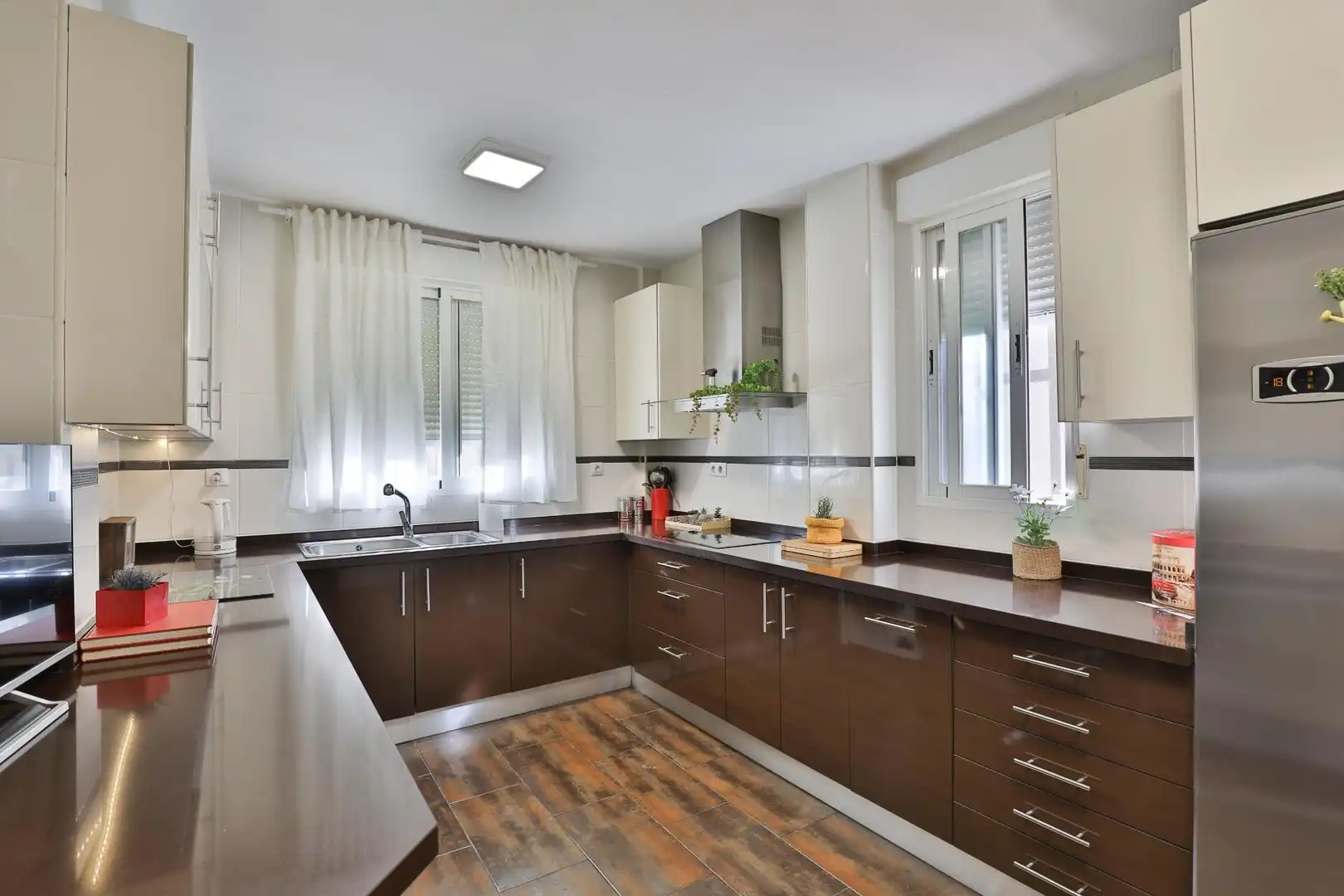 Kitchen of Houses for sale in Villa de Otura  with Community pool