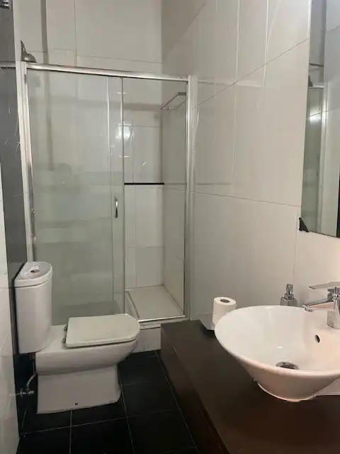 Baño de Dúplex en venta en Rubí con Calefacción, Parquet y Terraza