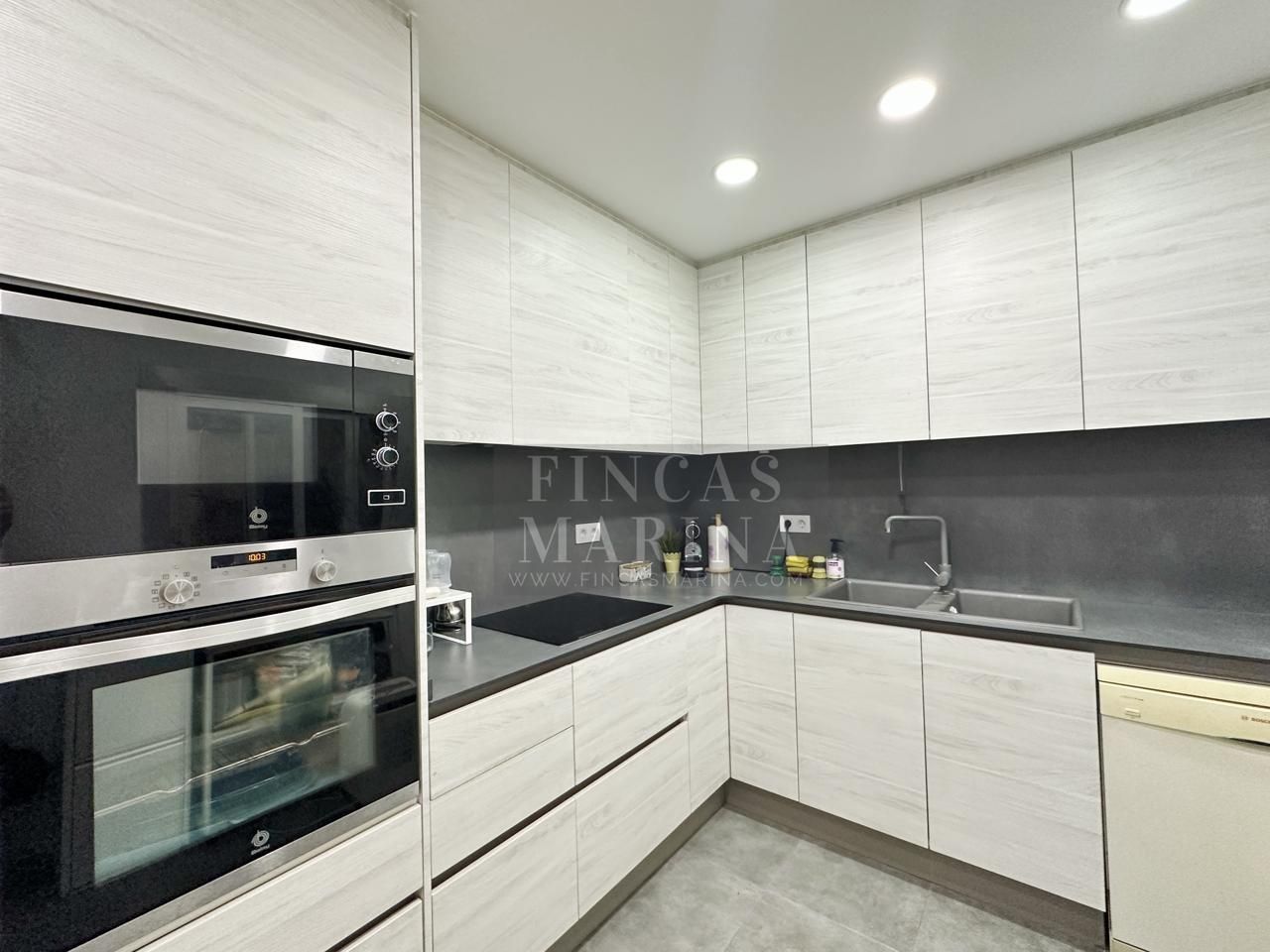 Kitchen of House or chalet for sale in Gavà  with Air Conditioner, Heating and Parquet flooring