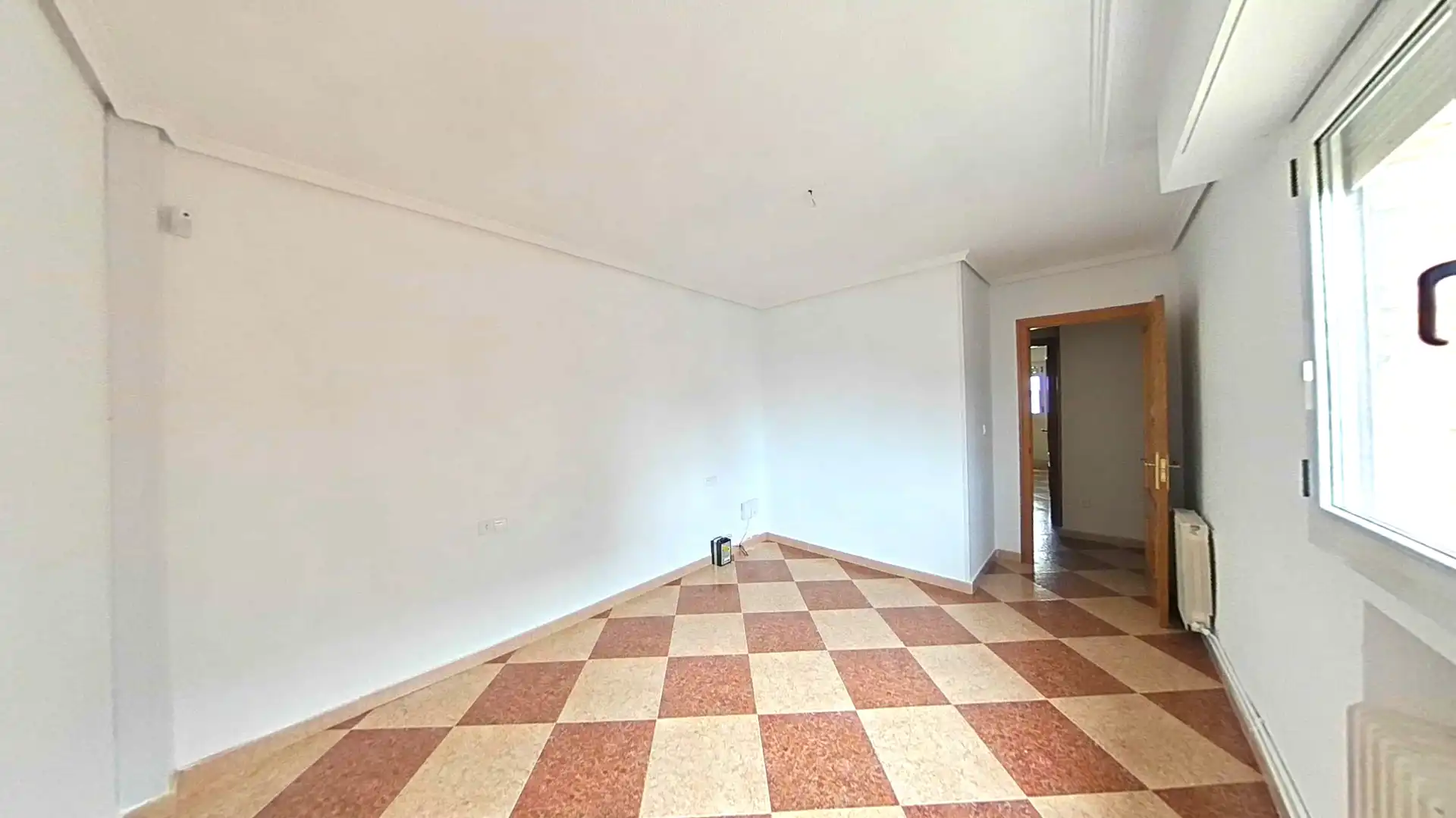 Schlafzimmer von Wohnung zum Verkauf in Bembibre mit Heizung und Balkon