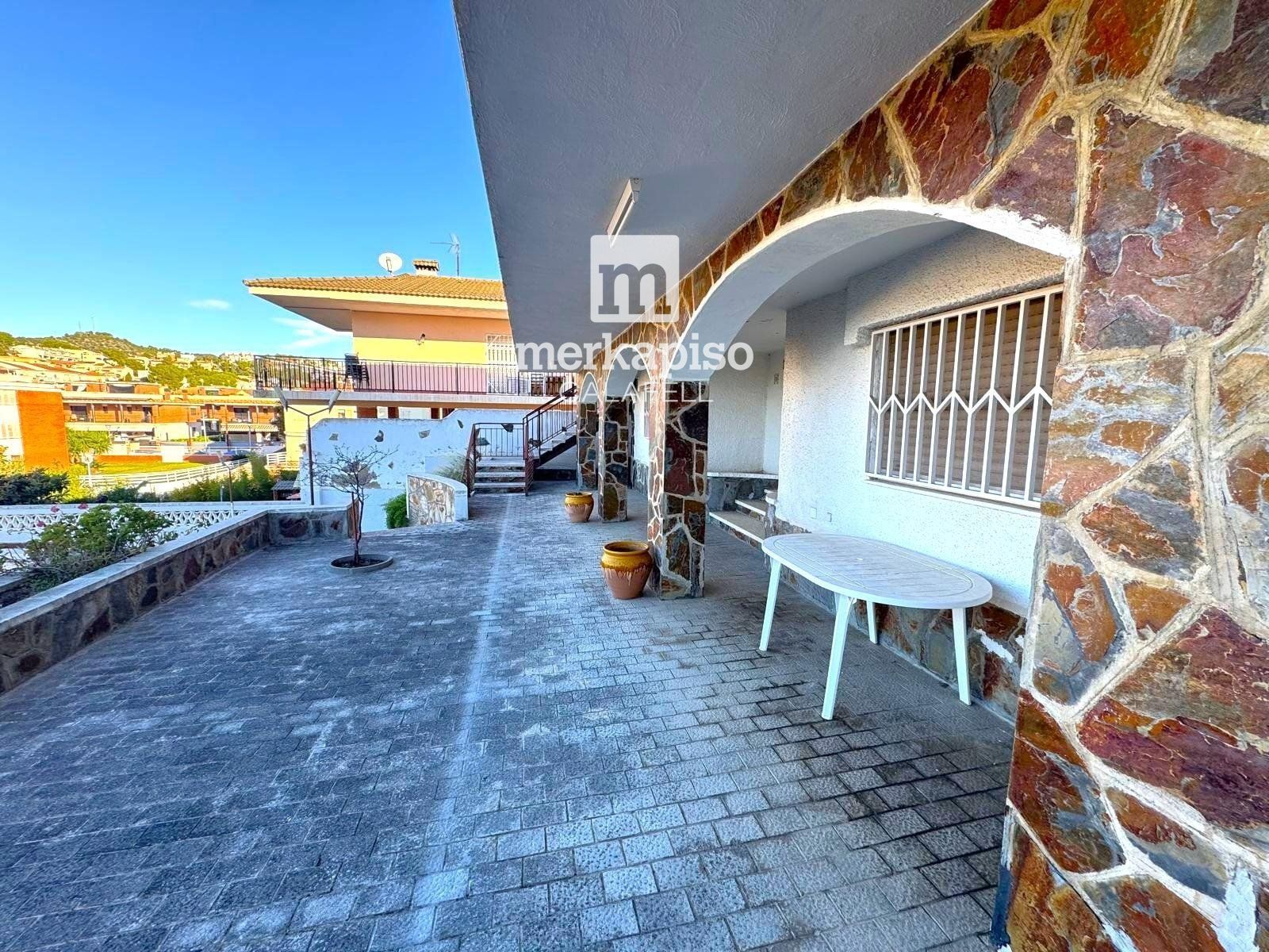 Exterior view of House or chalet for sale in Calafell  with Terrace, Storage room and Swimming Pool