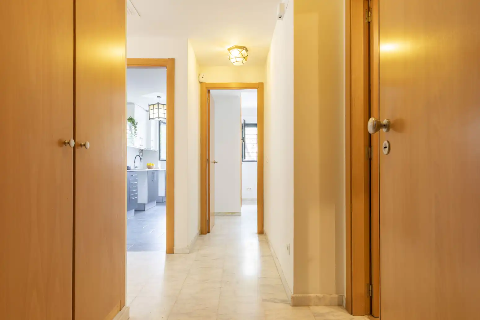 Appartamento con ascensore in vendita a Zona Alta