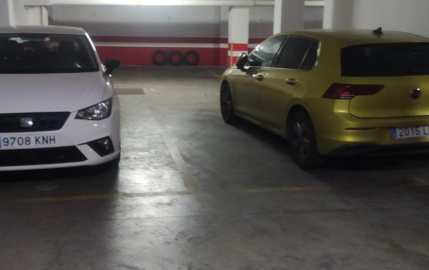 Photo 1 of Garage to rent in Plaza Américas, 1, Valdepasillas - La Paz - Huerta Rosales, Badajoz