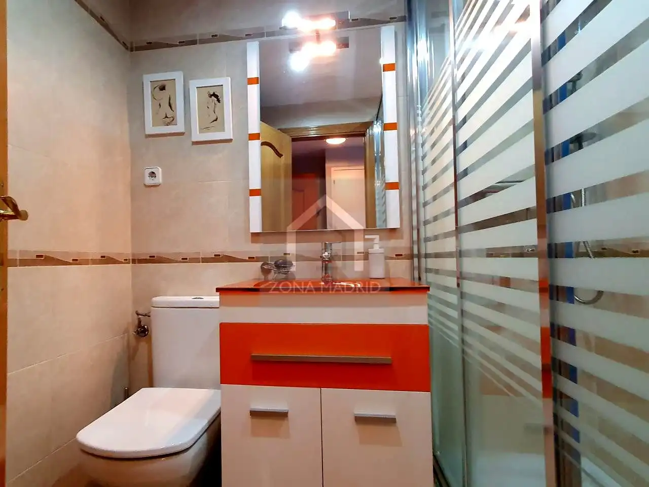 Baño de Piso en venta en Madrid con Aire acondicionado, Calefacción y Terraza
