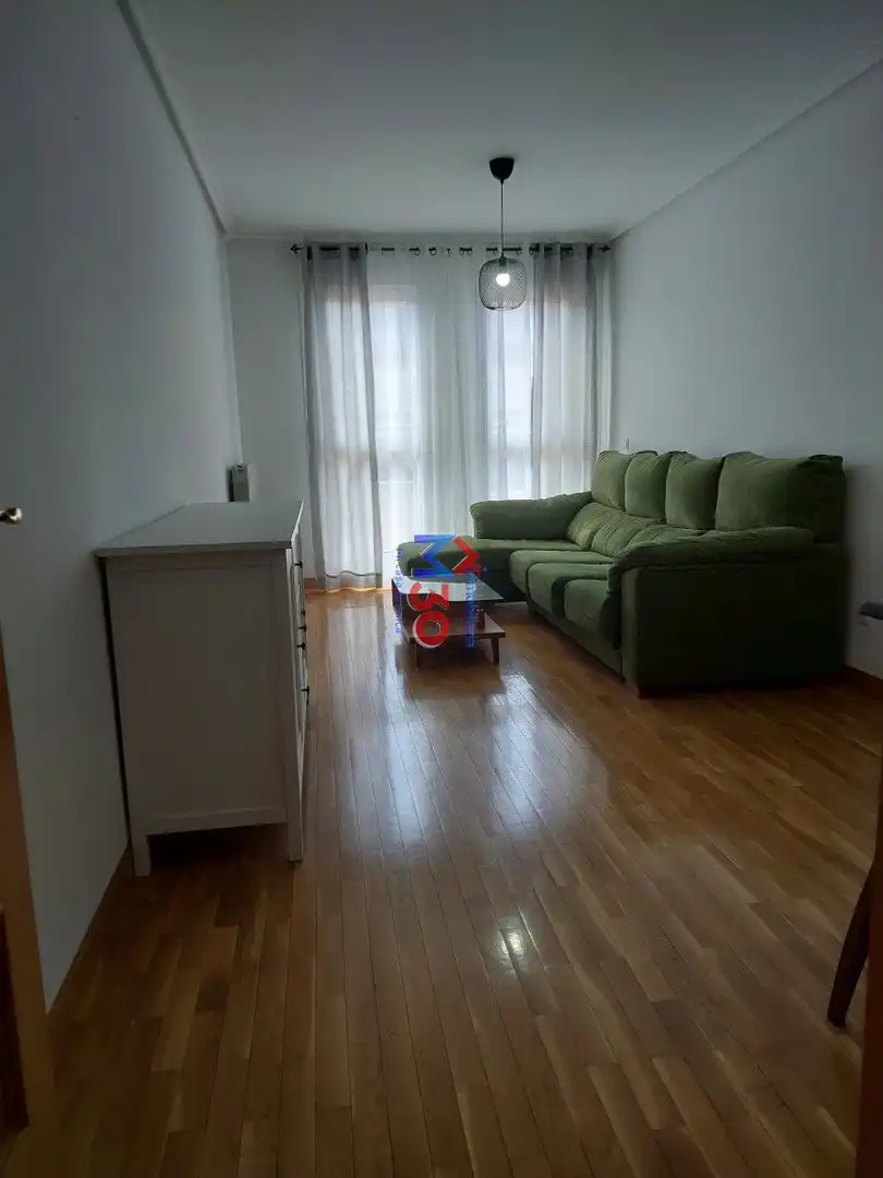 Sala de estar de Apartamento de alquiler en Miranda de Ebro con Calefacción, Parquet y Terraza