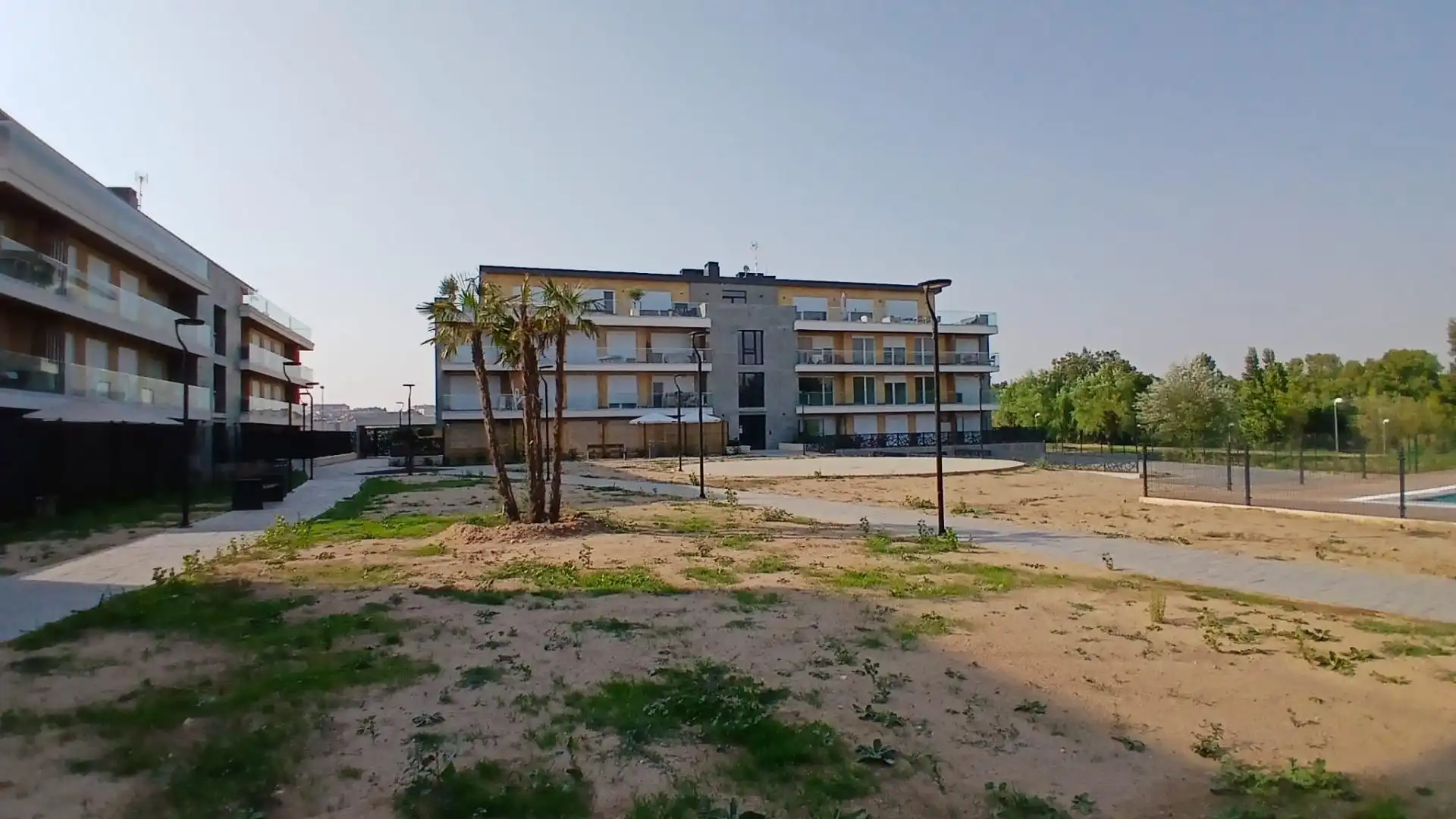 Vista exterior de Piso en venta en Santa Marta de Tormes con Calefacción, Terraza y Trastero