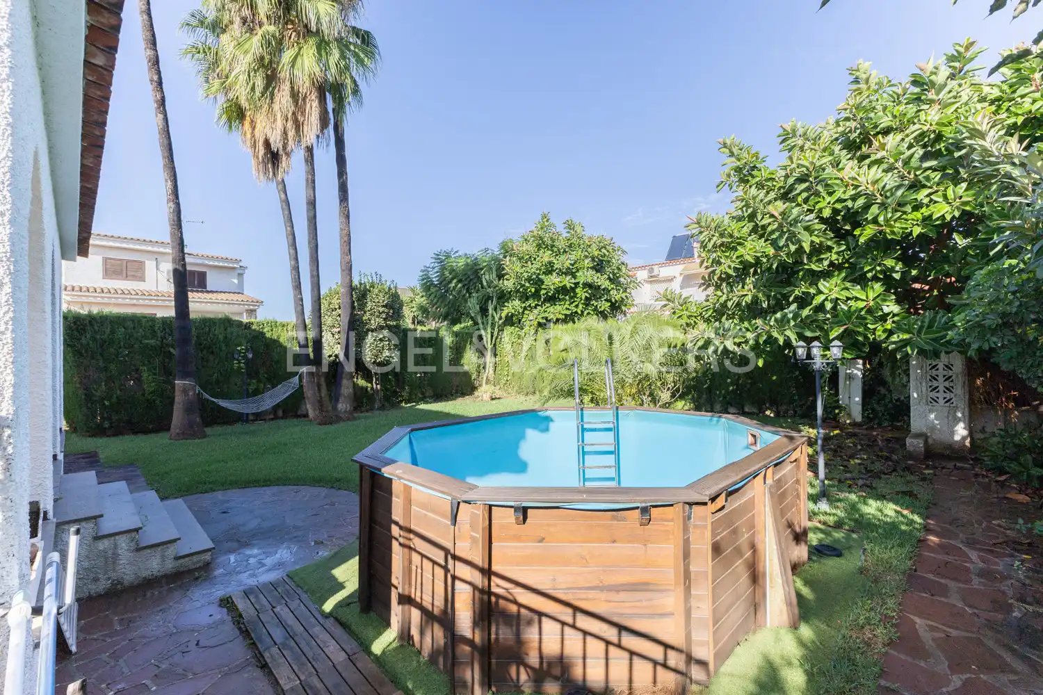 Jardín de Casa o chalet en venta en Benicasim / Benicàssim con Aire acondicionado, Calefacción y Jardín privado