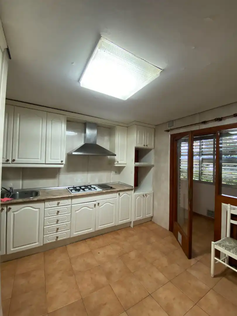 Cuina de Pis en venda en Las Rozas de Madrid amb Calefacció, Parquet i Terrassa