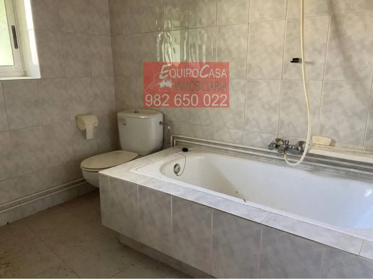 Baño de Casa o chalet en venta en Portomarín con Jardín privado y Alarma