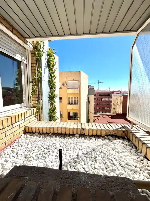 Balcony of Flat for rent in Chamberí