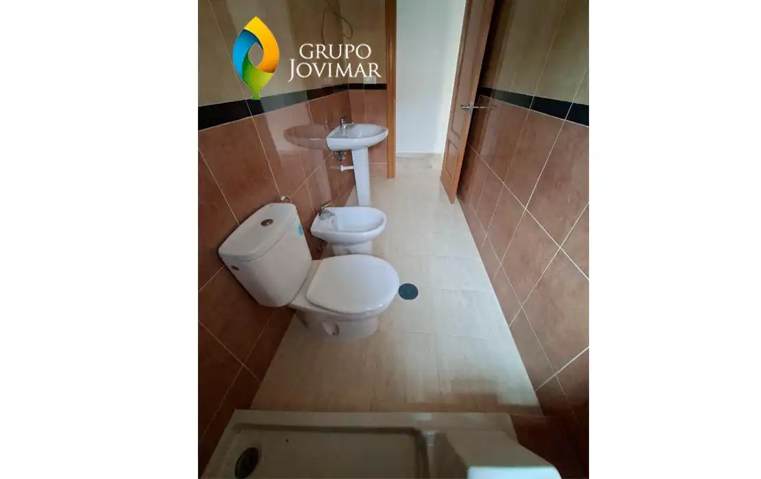Badezimmer von Wohnung zum Verkauf in Benalúa