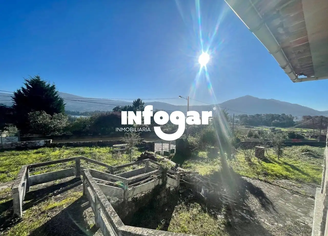 Casa con terraza en venta en O Rosal, imagen 4