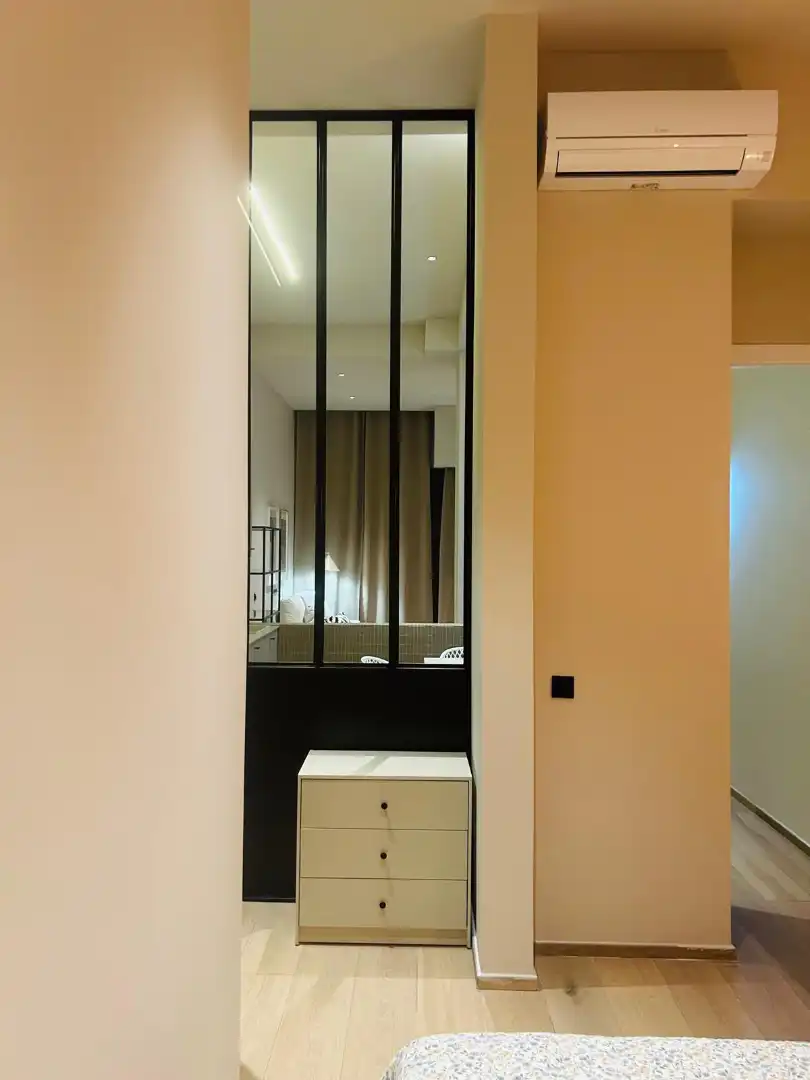 Habitación de Apartamento de alquiler en Madrid con Aire acondicionado, Calefacción y Amueblado