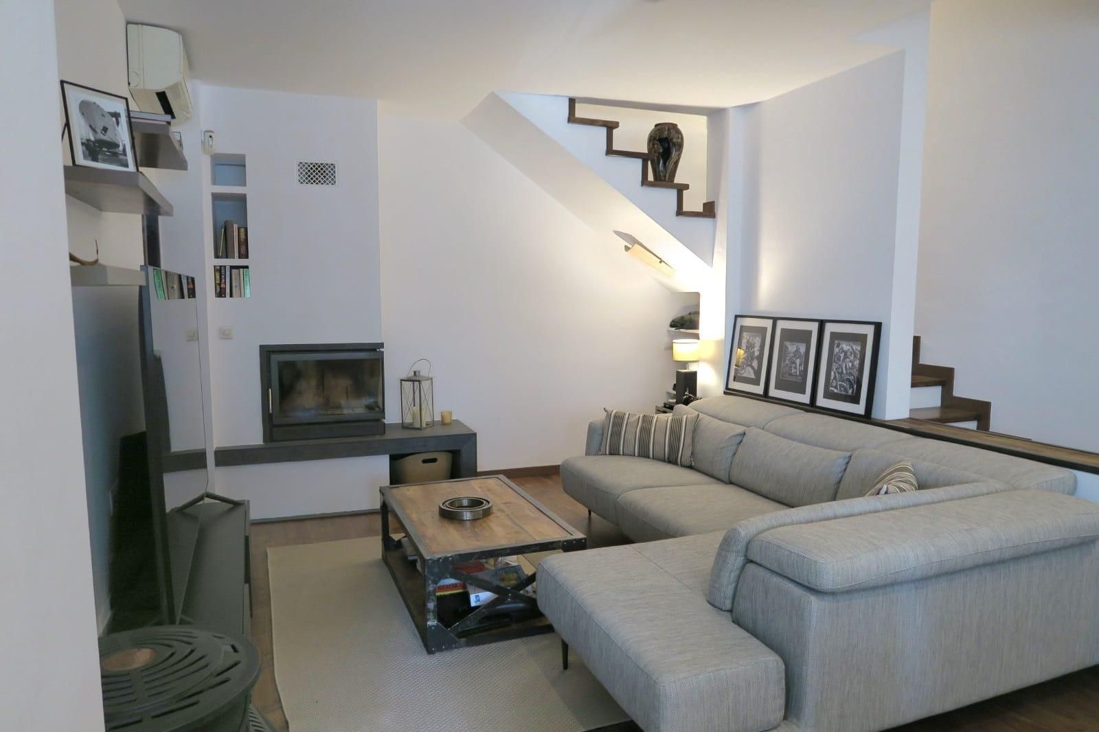 Sala de estar de Casa adosada en venta en  Palma de Mallorca con Aire acondicionado, Calefacción y Terraza