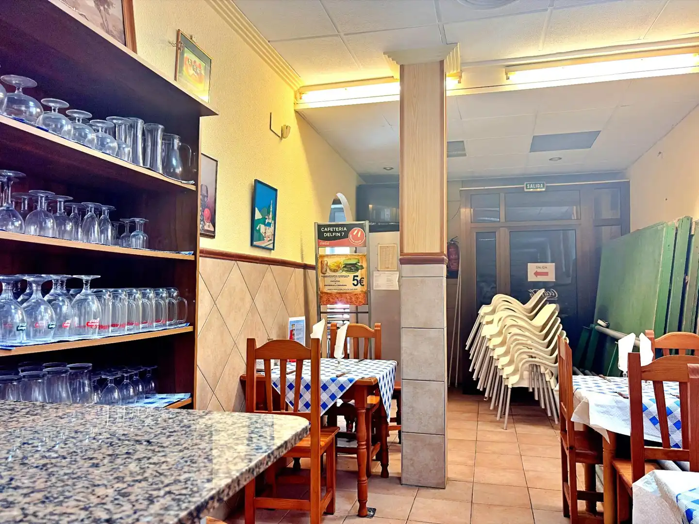 Local en venda en Santa Pola amb Aire condicionat, Terrassa i Moblat