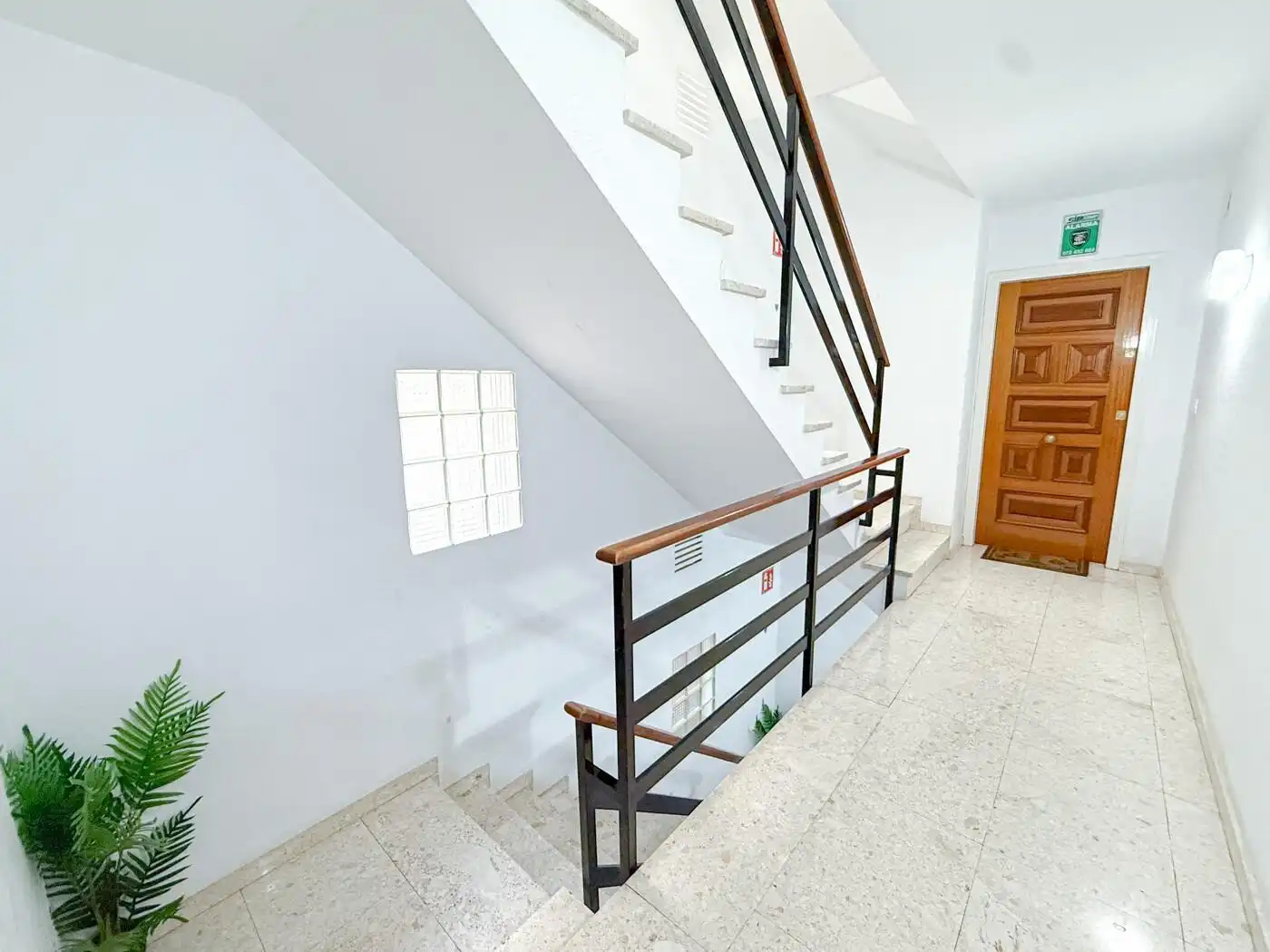 Mini appartamento con terrazza in vendita a Carrer Carrer Puig Rom, imagen 44
