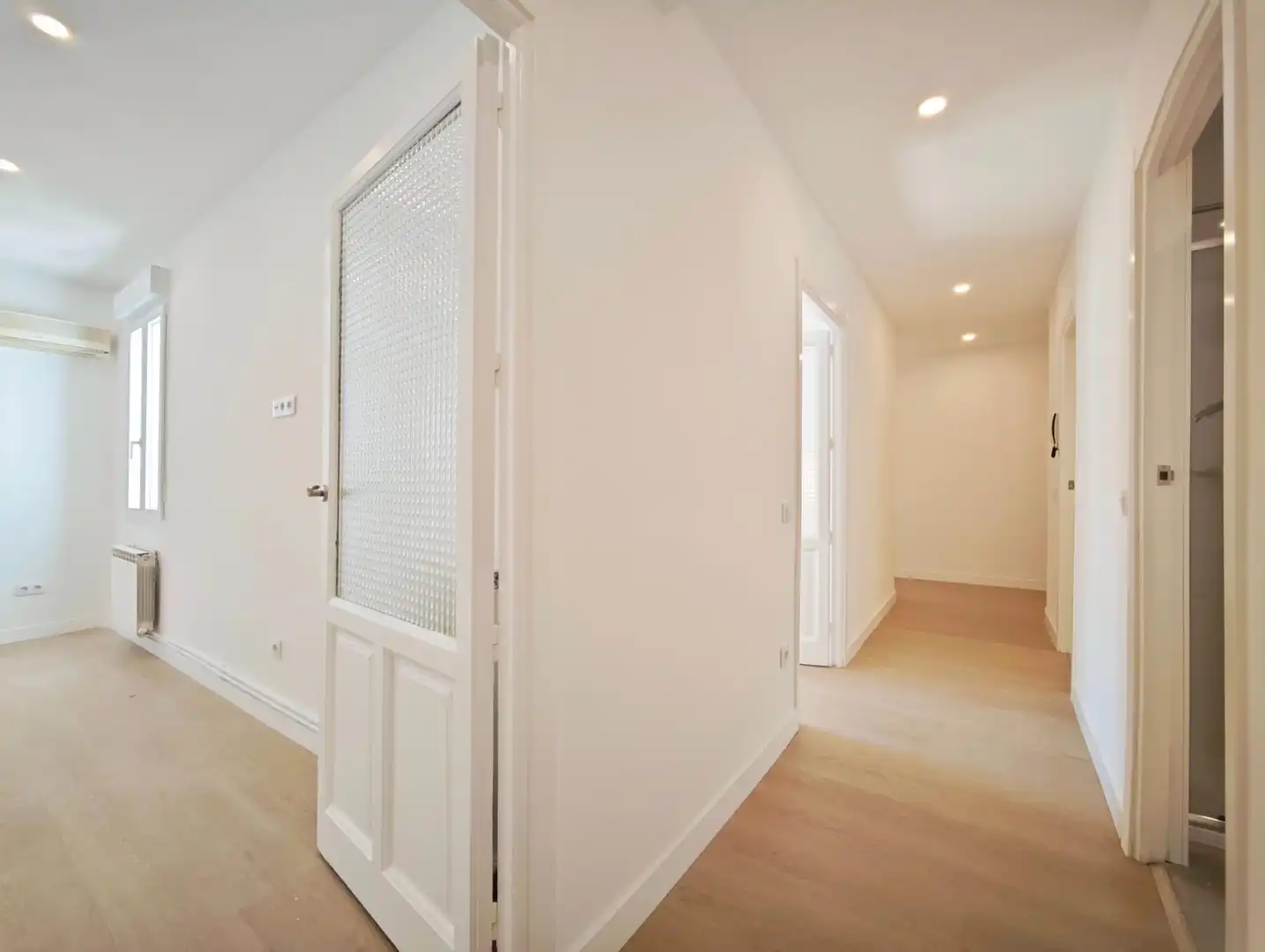 Wohnung zur Miete in Madrid mit Klimaanlage, Heizung und Terrasse