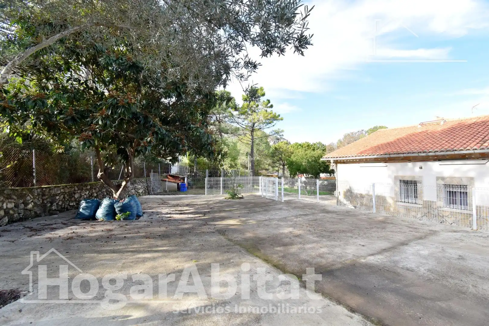 Vista exterior de Casa o chalet en venta en Simat de la Valldigna con Aire acondicionado, Calefacción y Jardín privado