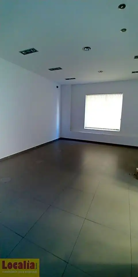 Local de alquiler en Torrelavega  con Aire acondicionado