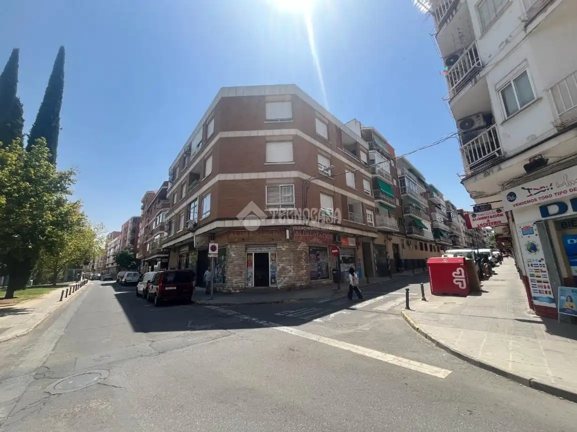 Vista exterior de Pis en venda en Ciudad Real amb Calefacció