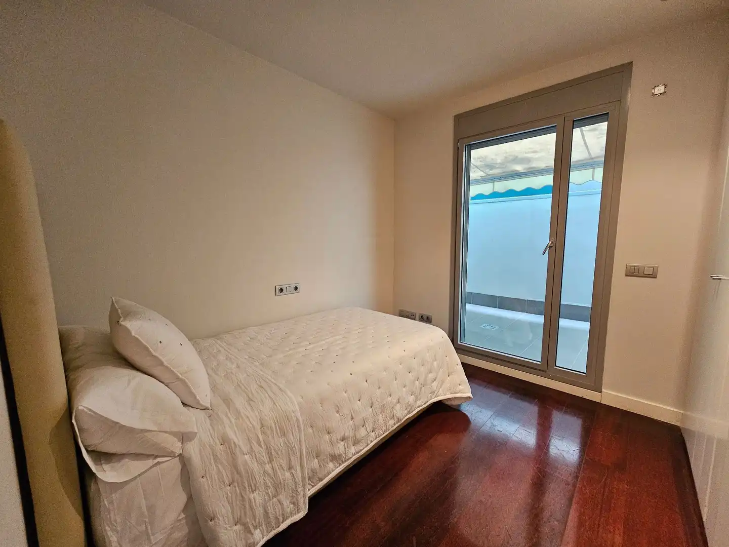 Bedroom of Flat for sale in Barcelona  with Air Conditioner, Heating and Terrace