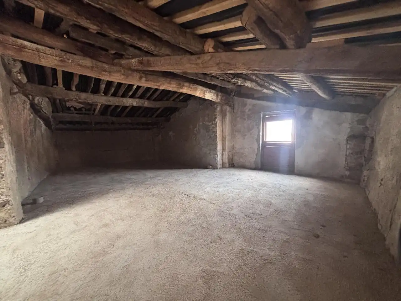 Country house zum Verkauf in La Baronia de Rialb
