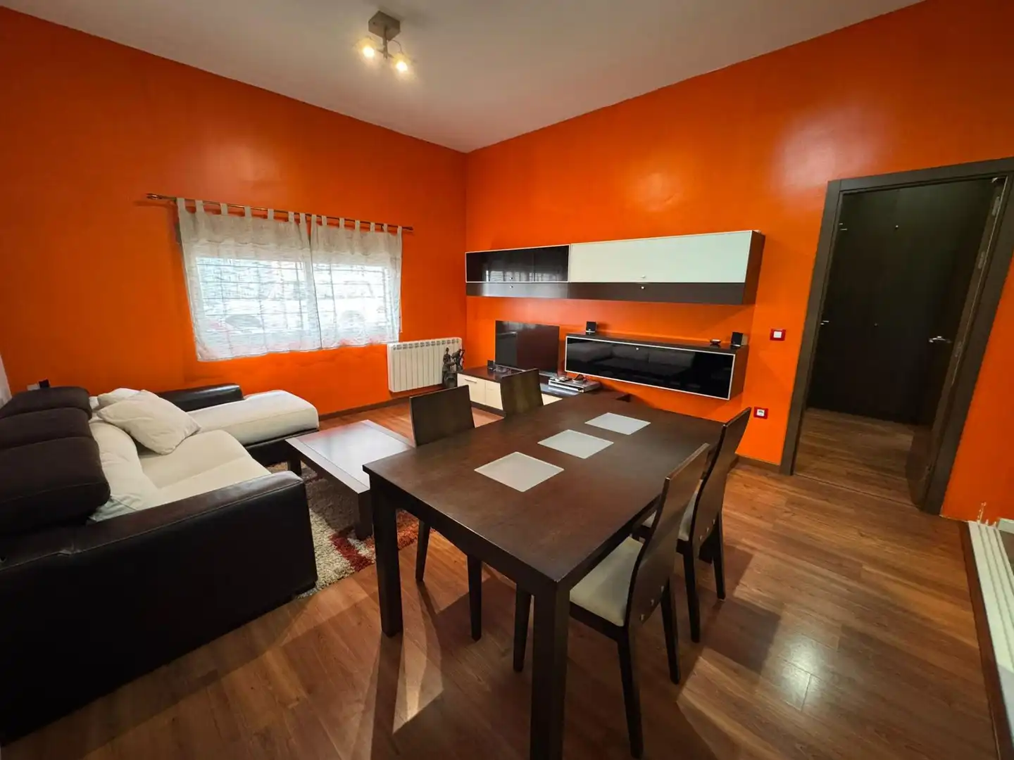 Wohnzimmer von Wohnung zum Verkauf in Carrión de Calatrava mit Klimaanlage, Heizung und Möbliert