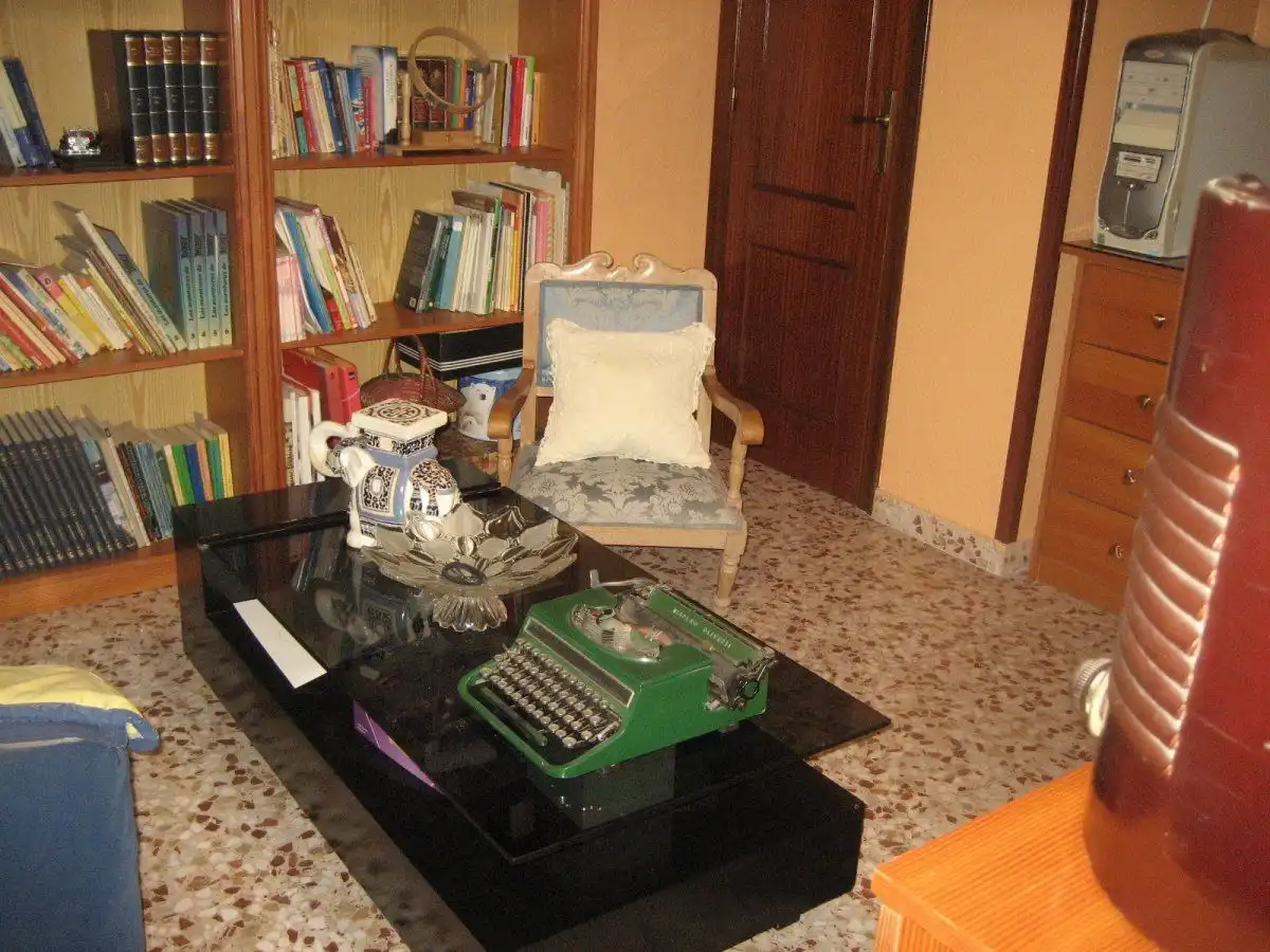 Sala de estar de Dúplex en venta en Elda