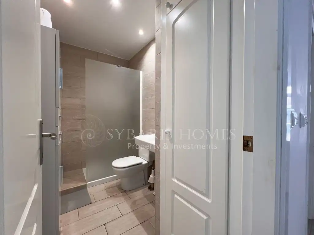 Apartments for sale in Carrer Llac Baikal, 3, L'Almadrava - L'Estanyó