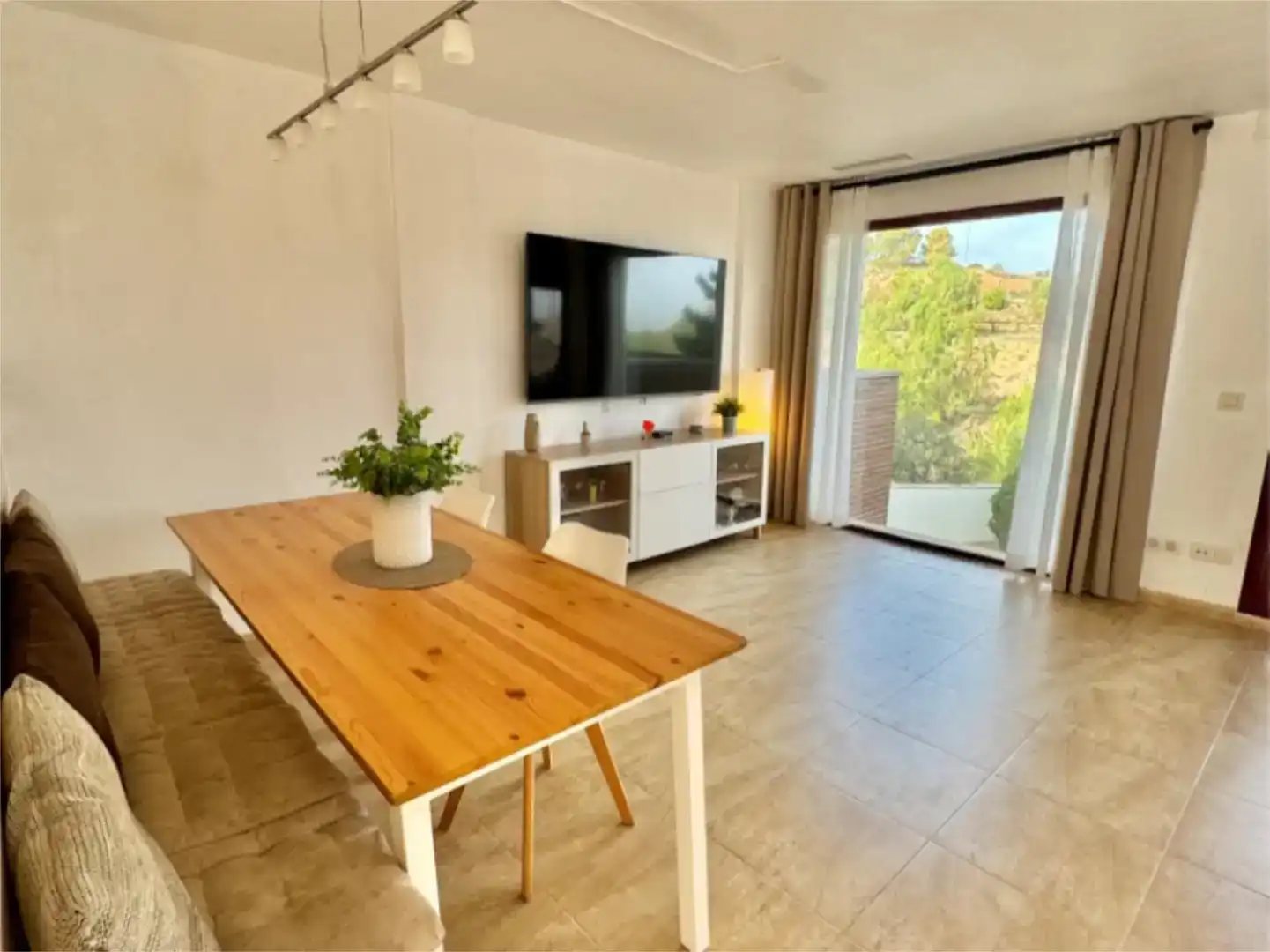 Sala d'estar de Casa adosada en venda en  Murcia Capital