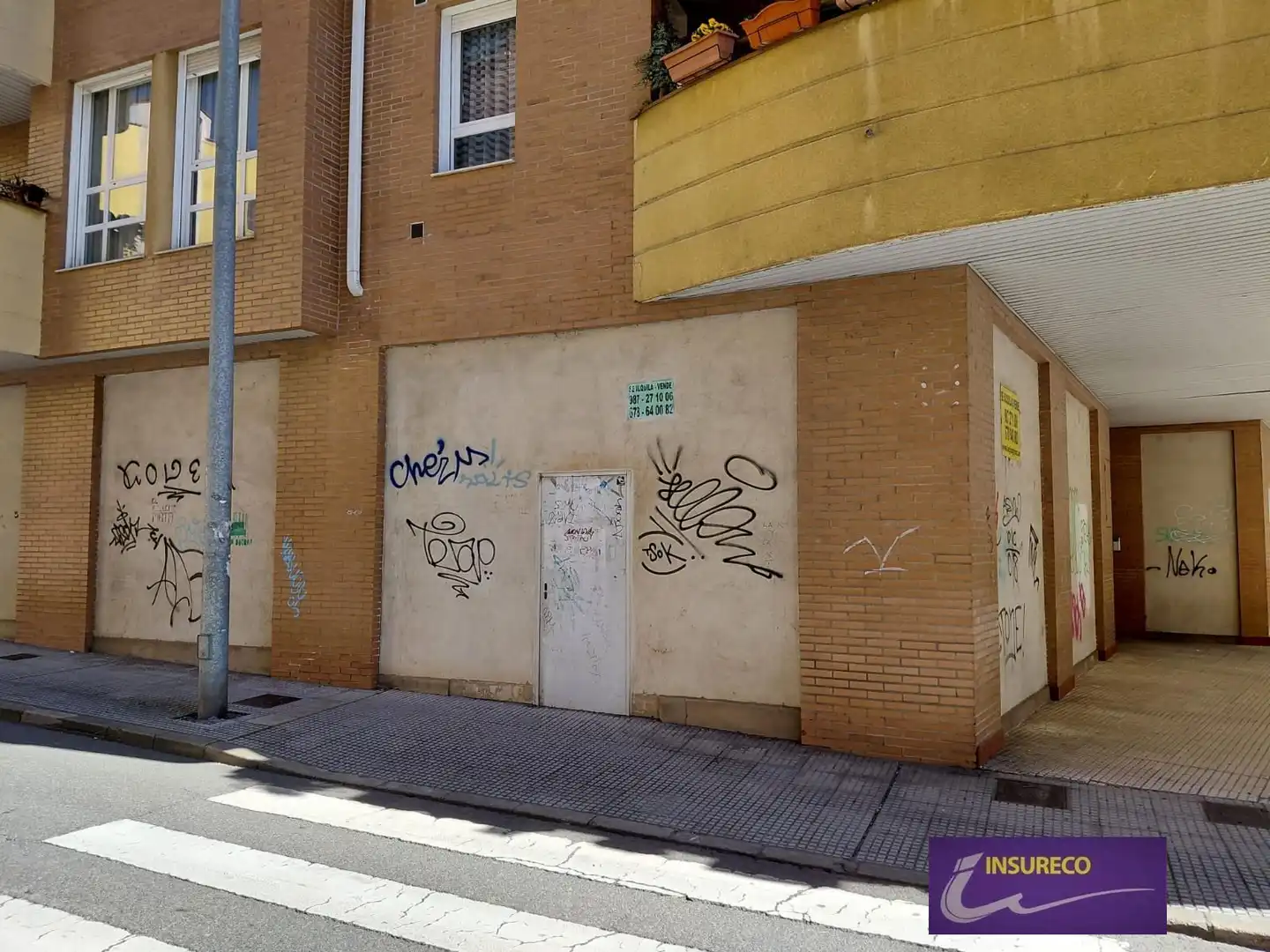 Locale commerciale in vendita a Quintanilla