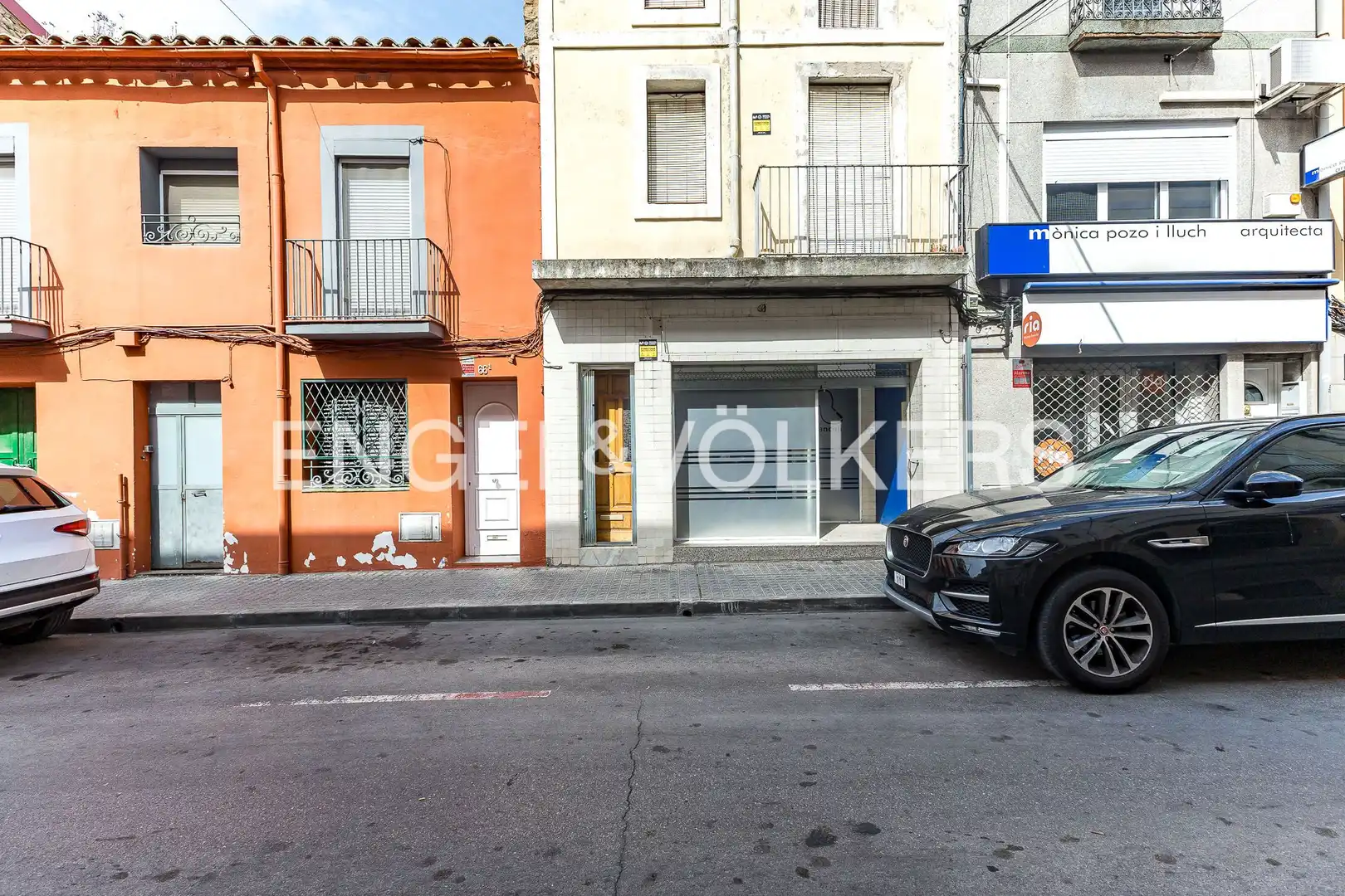 Vista exterior de Casa adosada en venda en Sant Vicenç de Castellet amb Calefacció i Jardí privat
