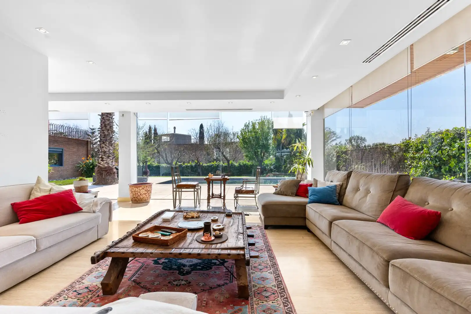 Sala de estar de Casa o chalet en venta en Esplugues de Llobregat con Aire acondicionado, Calefacción y Trastero