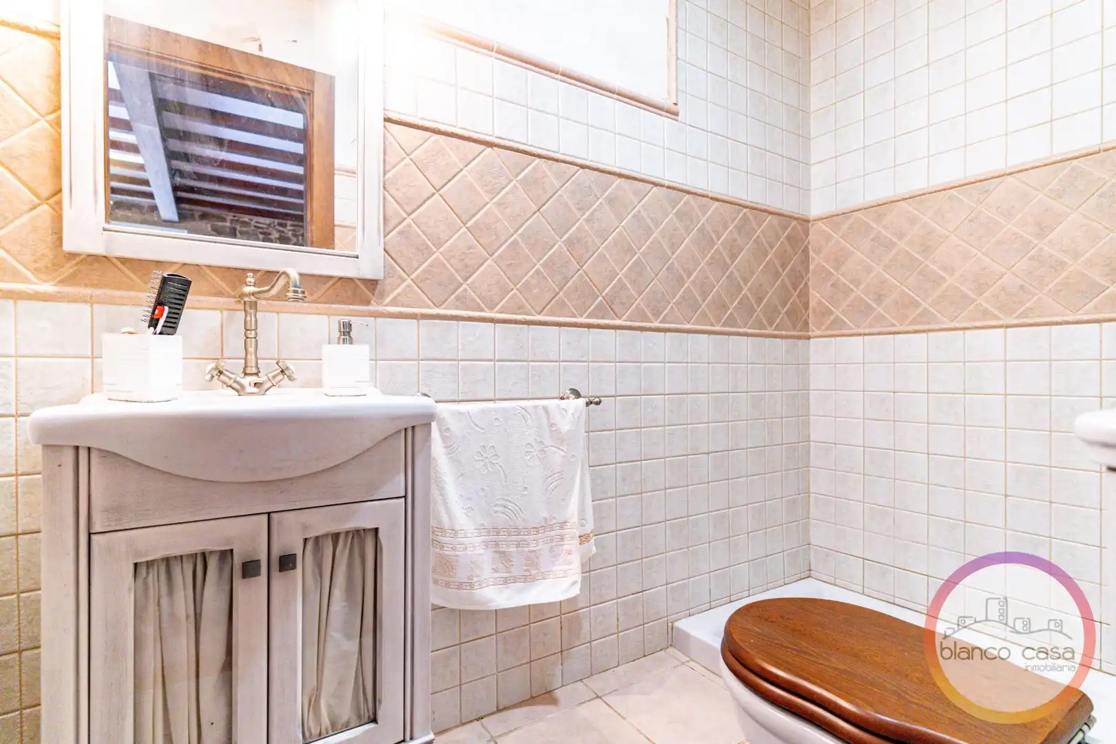 Baño de Casa o chalet en venta en Malpica de Bergantiños con Amueblado y Balcón