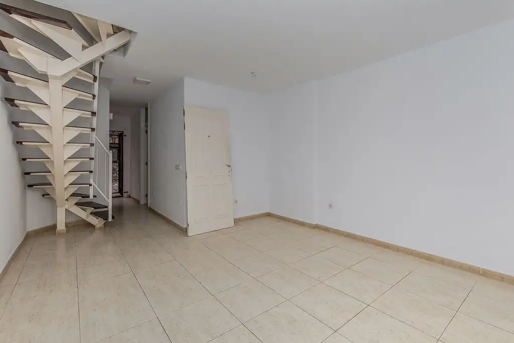 Maisonette mit Pool zum Verkauf in C/ La Tosca       -Conjunto residencial Arco Iris  -