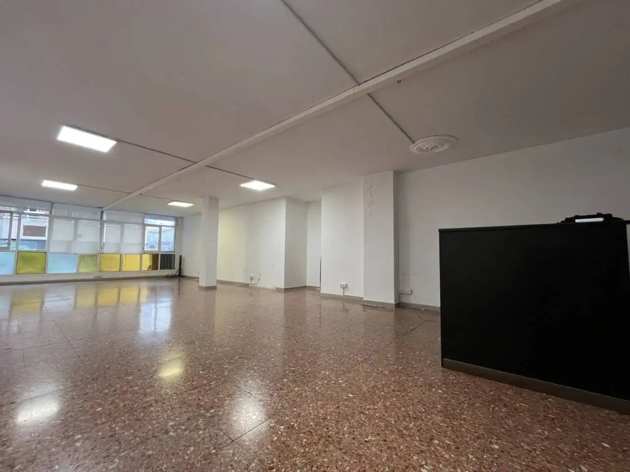 Oficina de alquiler en Calle Onze de Setembre, 11, Collblanc