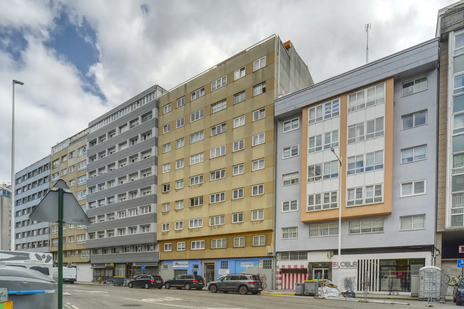 Vista exterior de Piso en venta en A Coruña Capital  con Calefacción, Parquet y Amueblado