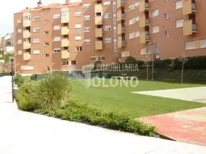 Vista exterior de Apartamento en venta en Haro con Calefacción, Parquet y Trastero