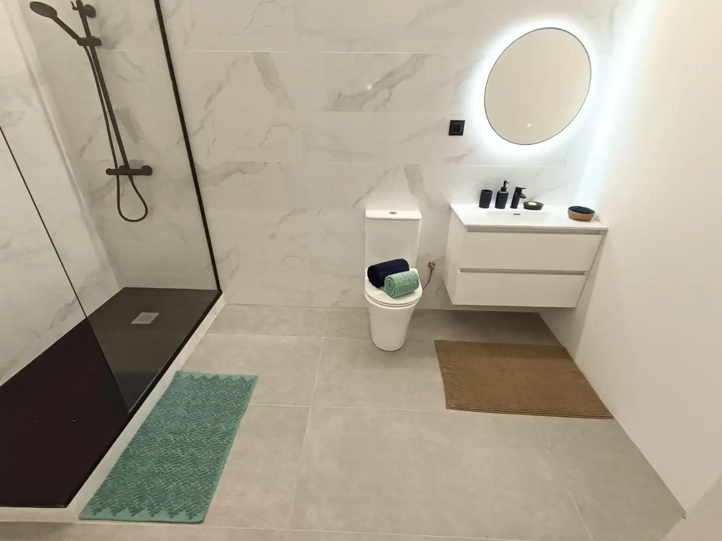 Flat for sale in Carrer SENTMENAT, Sol i Padris - Sant Oleguer