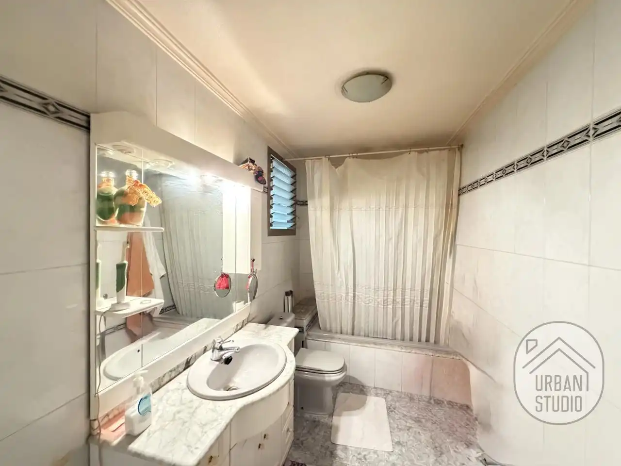 Bathroom of Flat for sale in Elda  with Heating
