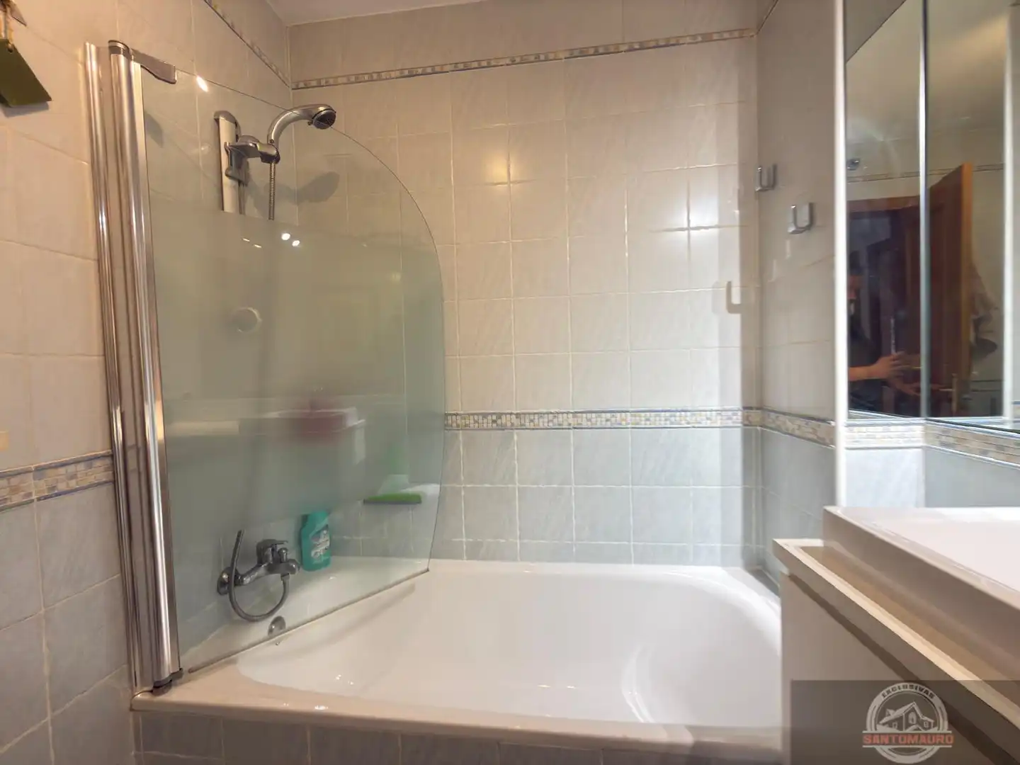 Bathroom of Flat for sale in Galapagar  with Heating, Parquet flooring and Terrace