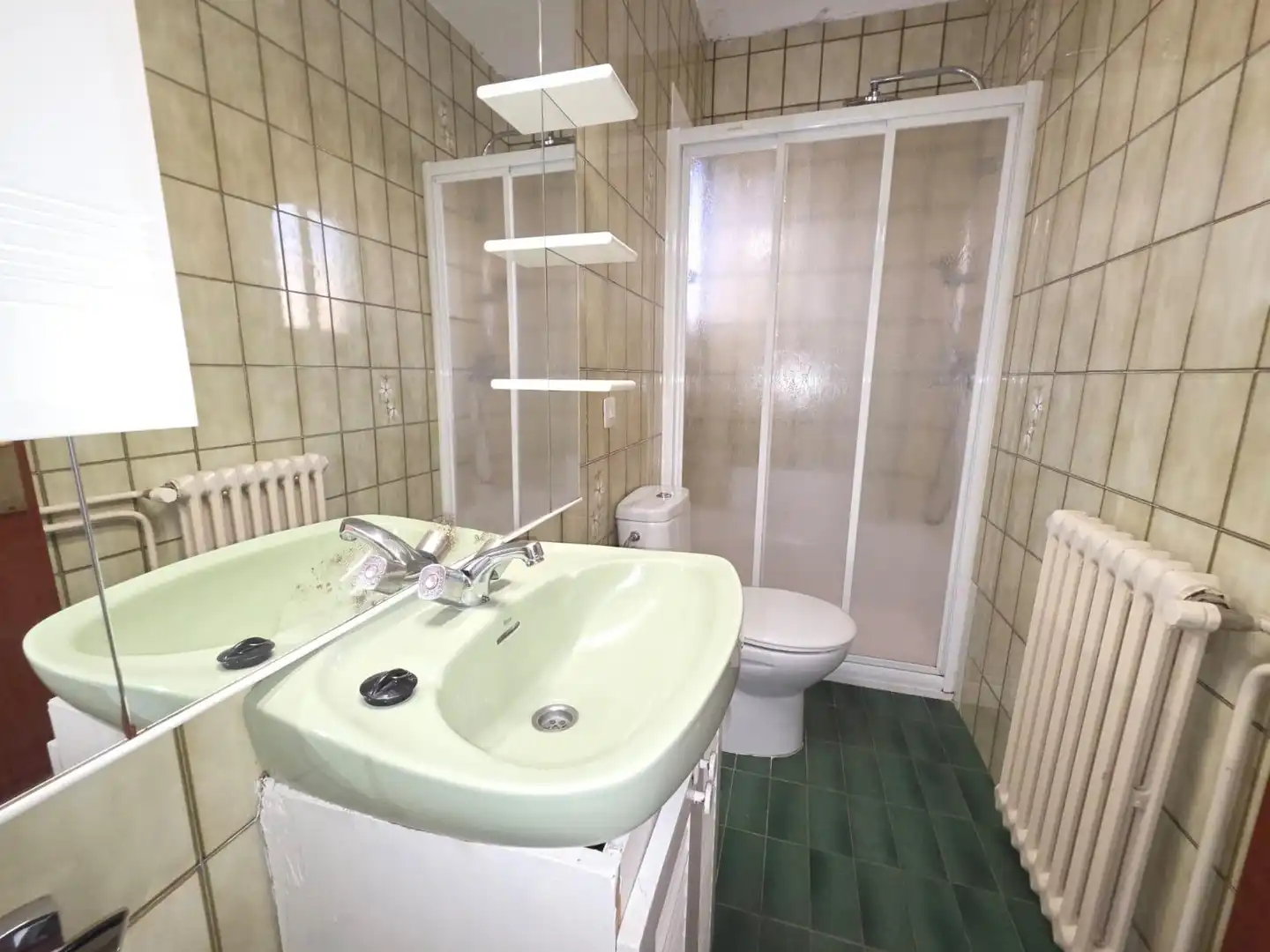 Baño de Piso en venta en Sant Celoni con Calefacción, Terraza y Balcón