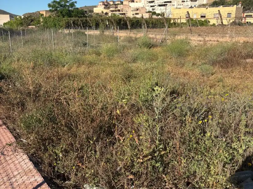Terreno industrial en venta en Berja