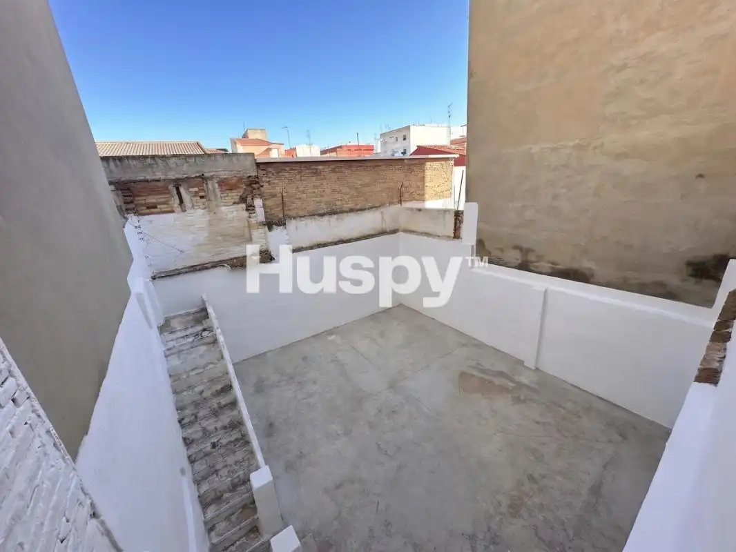 Terraced house with garden for sale in Calle San Juan de Ribera, imagen 3